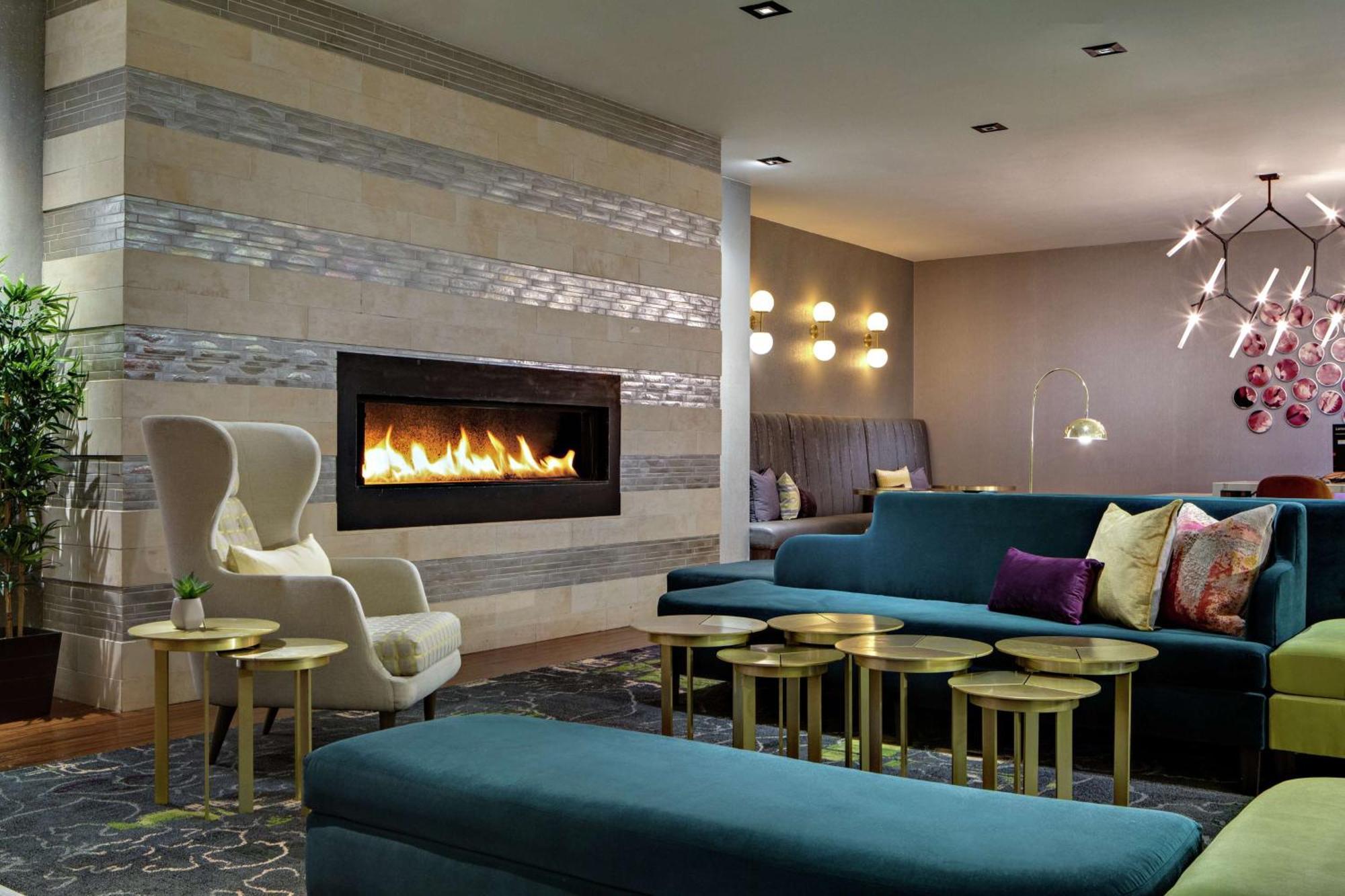 Doubletree By Hilton Fairfield Hotel & Suites Exterior photo